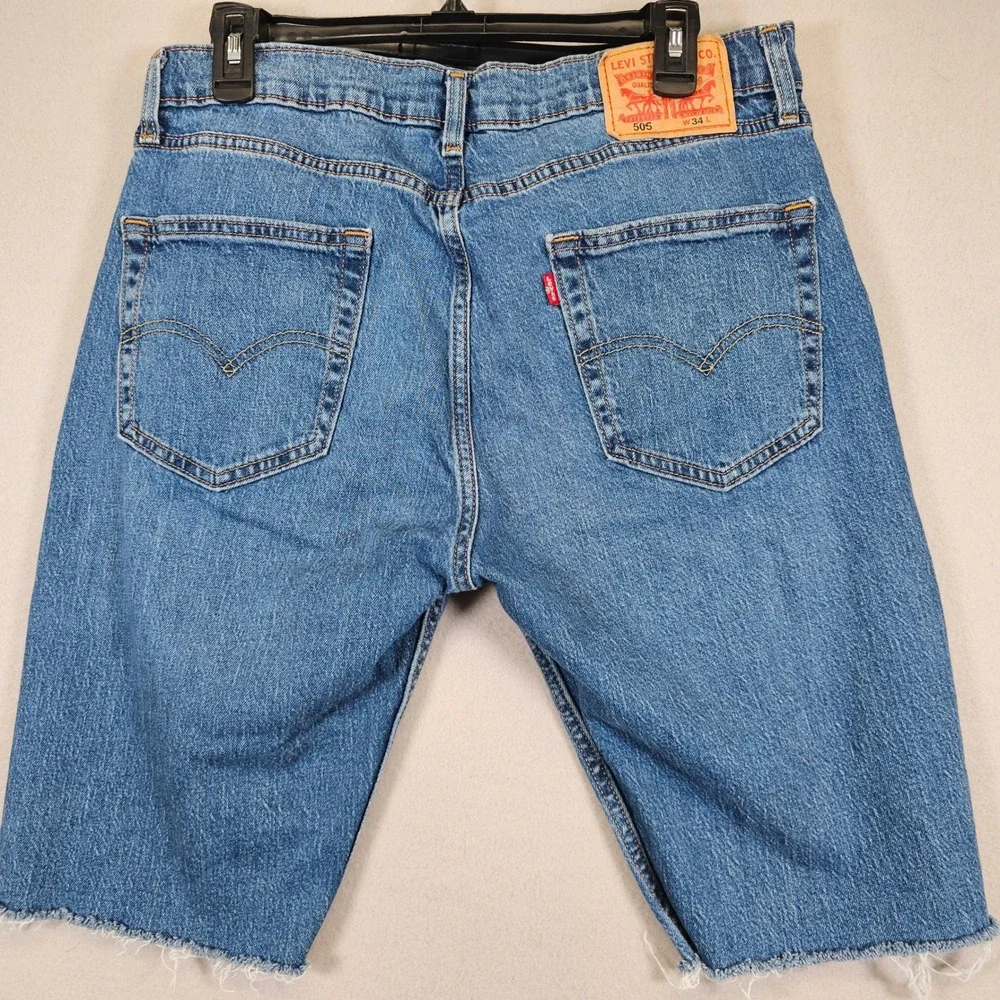 Levi Strauss Denim Shorts Medium Wash Raw Hem Cut Offs Jorts‎ Mens 33 Waist